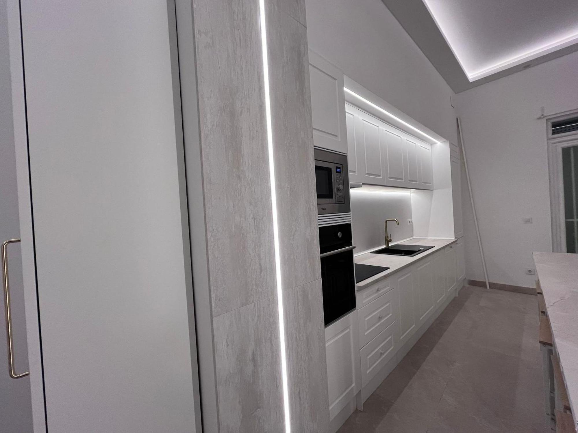 Apartment E6 Delux Plaza Mayor *