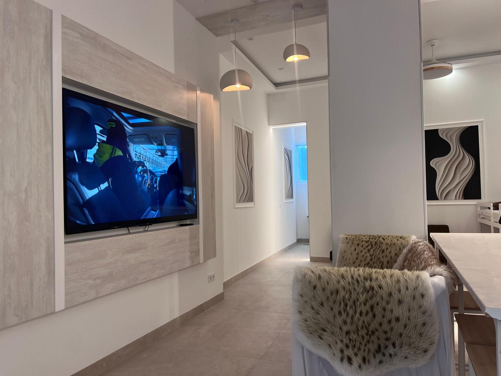 E6 Delux Plaza Mayor Apartment